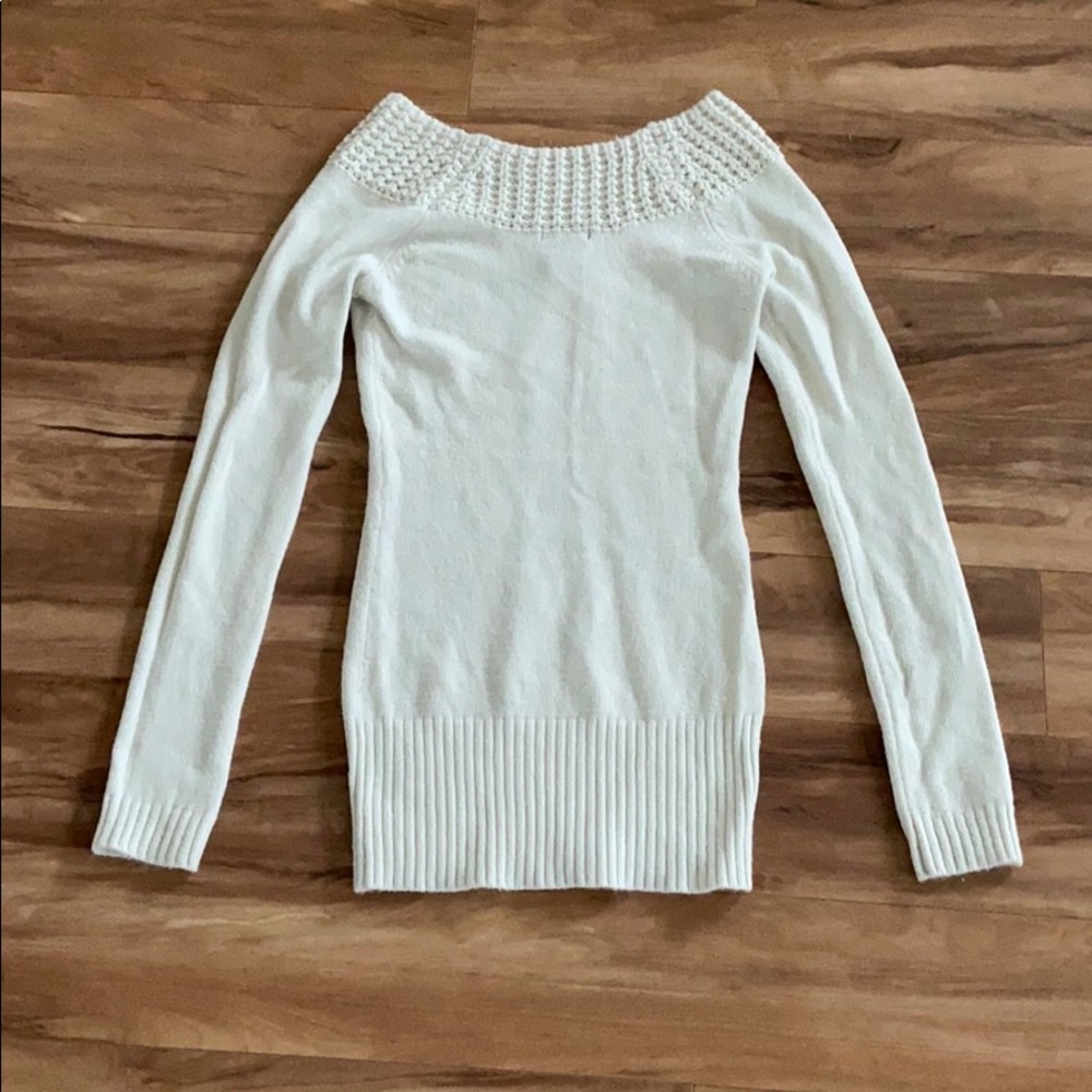 Wet Seal white/Ivory cozy woman’s sweater - Picture 3 of 8